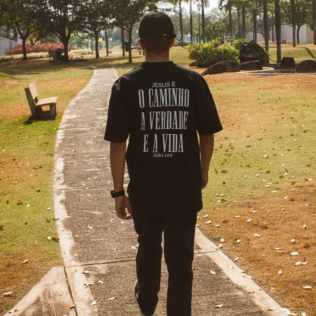 Camiseta Jesus Saves Oversized